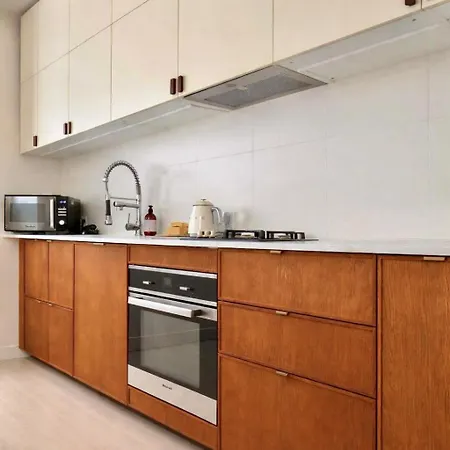 A Bright Parisian Loft In The Heart Of The 17th Arrondissement Apartment Paris